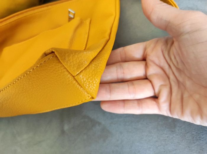 Sac à main couleur moutarde neuf - photo numéro 9