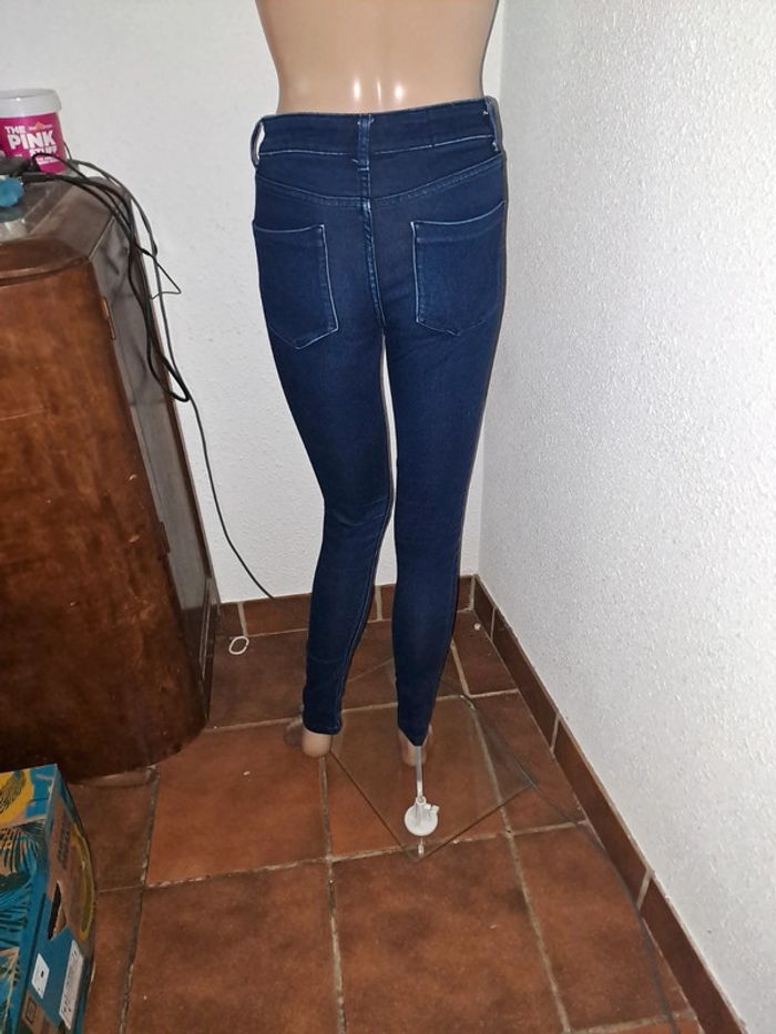 Jean femme taille XS - photo numéro 2