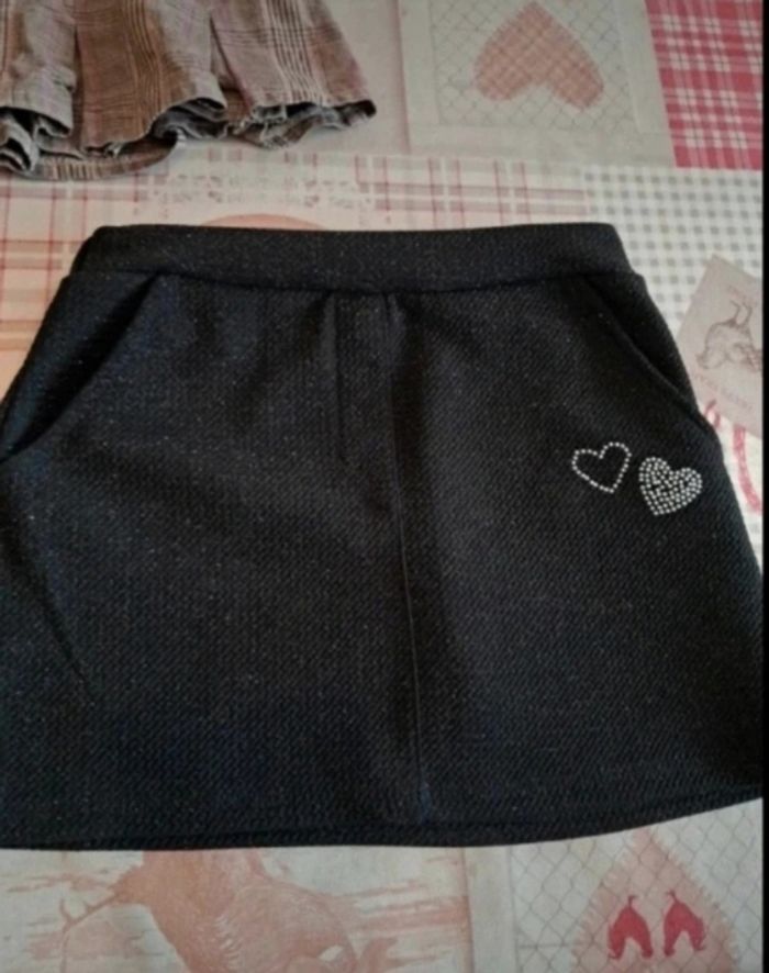 Lot de jupes et robes 6ans paillette - photo numéro 5