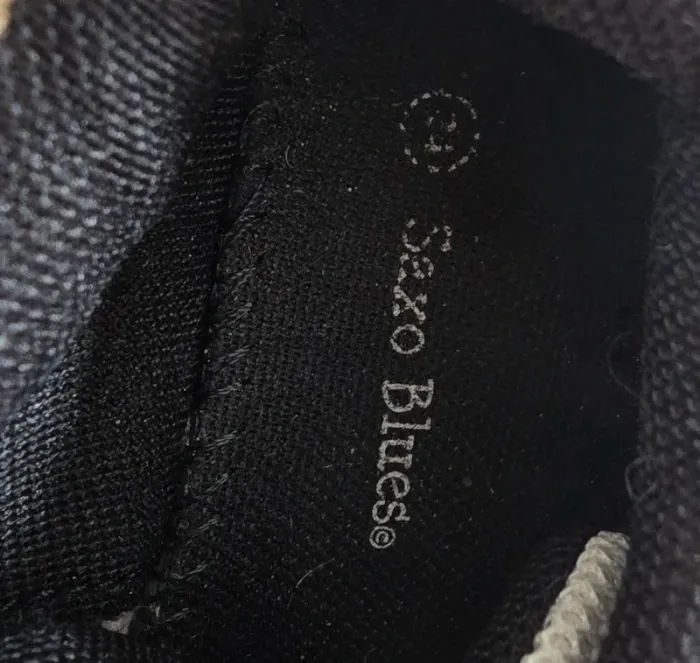 Baskets taille 24 - photo numéro 4