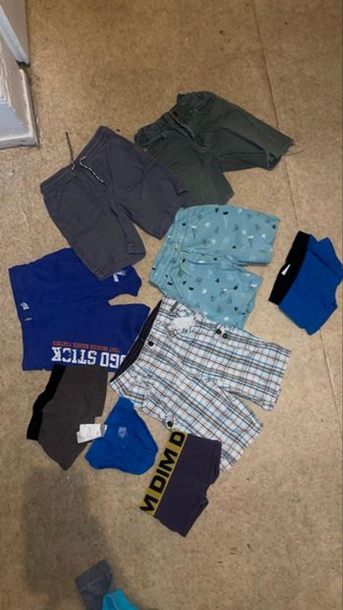 Lot de short et de cale çon 6 ans