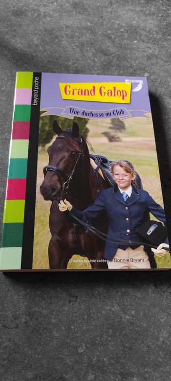 8+ Grand galop - 689 - Une duchesse au club