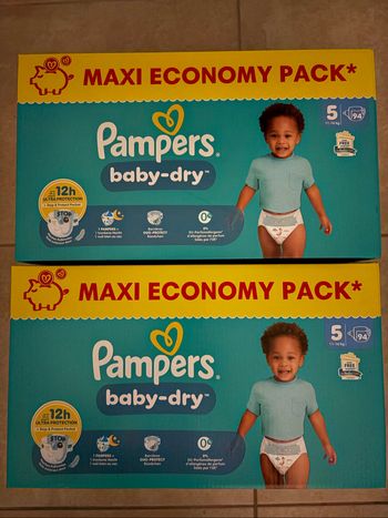 Couches Pampers Taille 5 Neuf