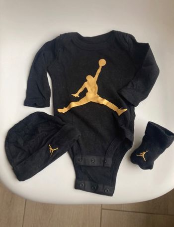 Ensemble Jordan 6 mois