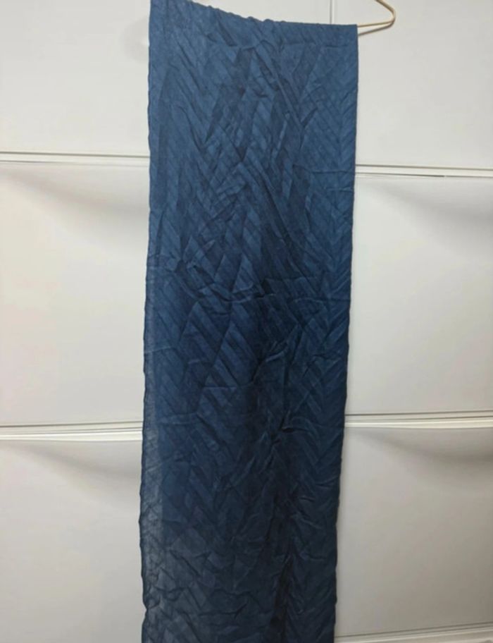 Écharpe bleu camaïeu