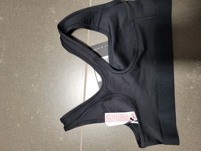 Brassière Nike - photo numéro 4