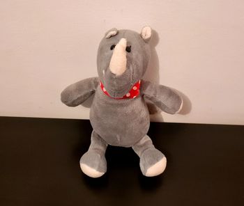 Peluche rhinocéros Kinder