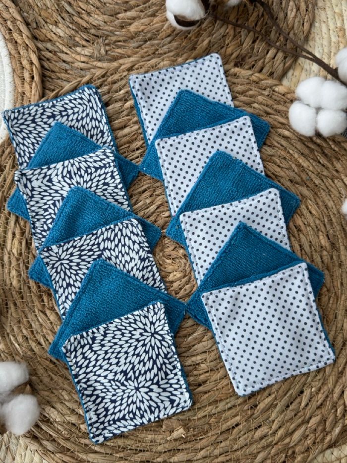 Lingettes lavables en éponge micro fibre lot de 14 Taille 9x9 cm lavable à 30° Création Fait main Ateliersdisa - photo numéro 5