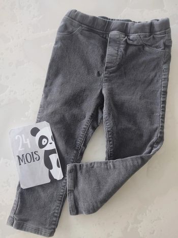 Pantalon velours taille 23 mois