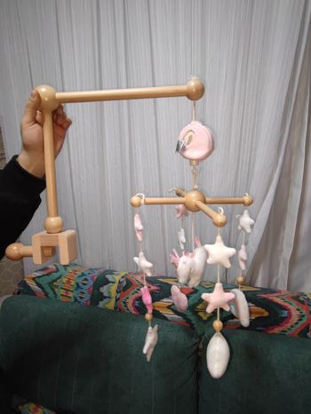 Mobile musical fille