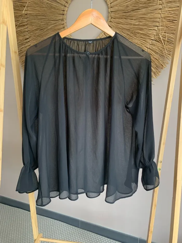 Blouse noire transparente