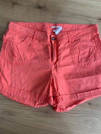 Short femme corail