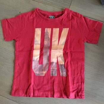 T-shirt manches courtes taille 3 ans