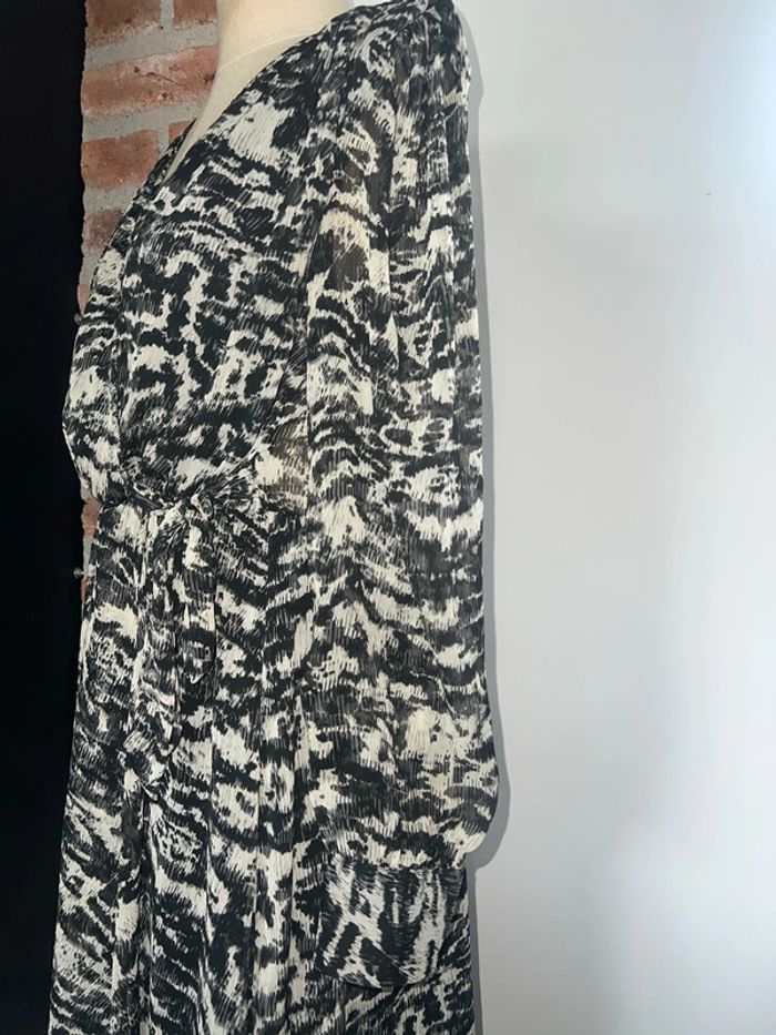 Magnifique robe avec épaulette - photo numéro 6