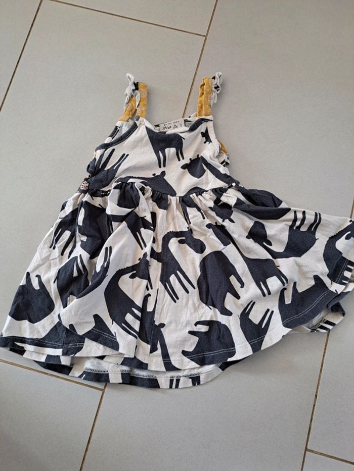 Robe 9/12 mois - photo numéro 2