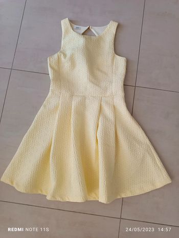 Robe manches courtes