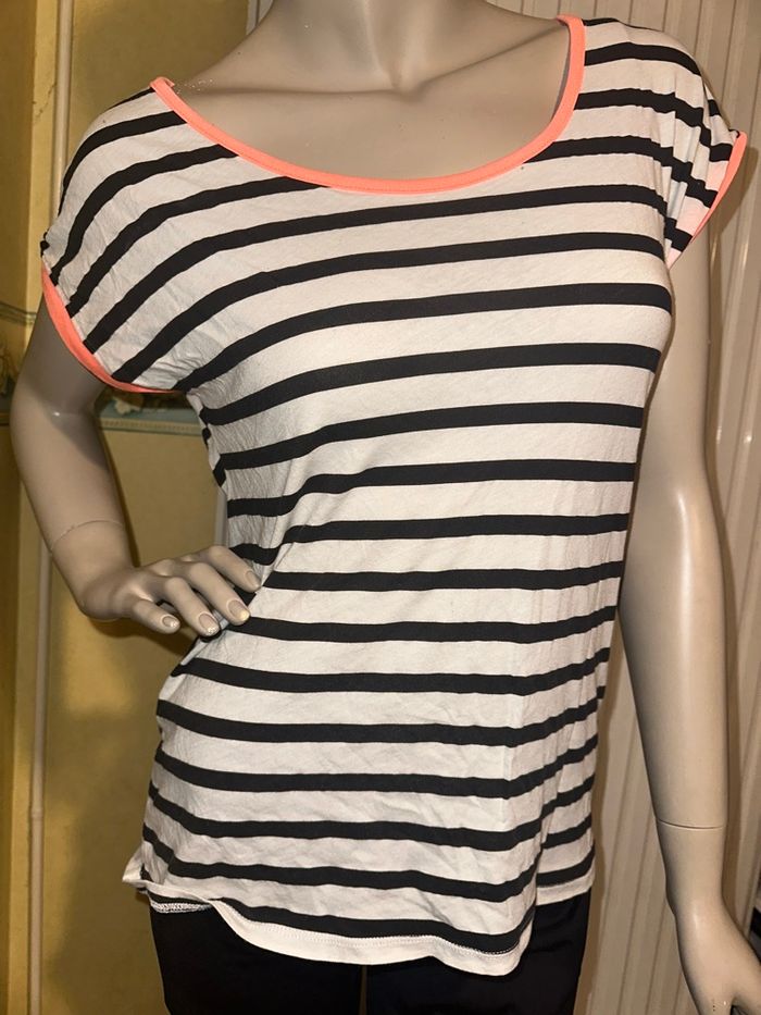 T-shirt cache cache - photo numéro 8