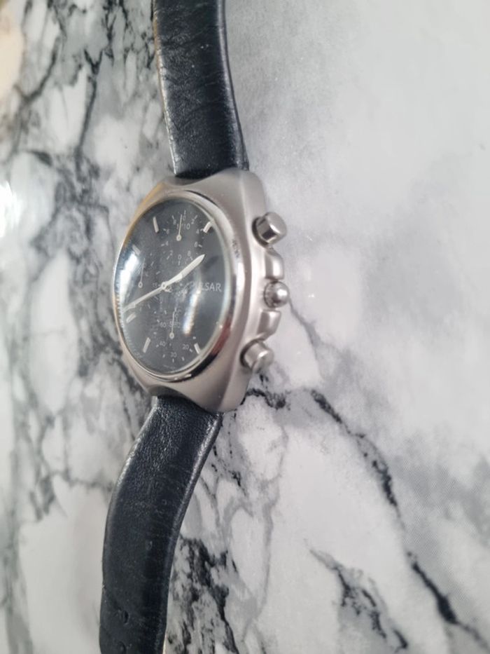 Montre en cuir et metal argenté Pulsar - photo numéro 4
