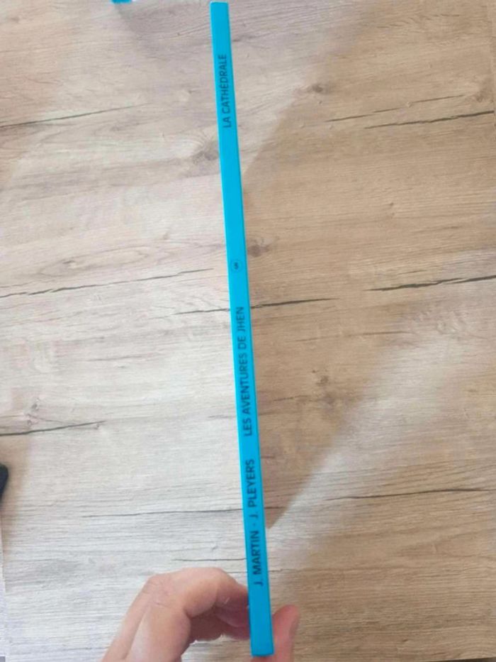 Bande dessinée Jhen La cathédrale - photo numéro 2