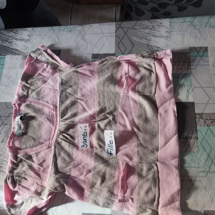 Pull sans manches tape à l'oeil rose et marron pâle 3 ans fille