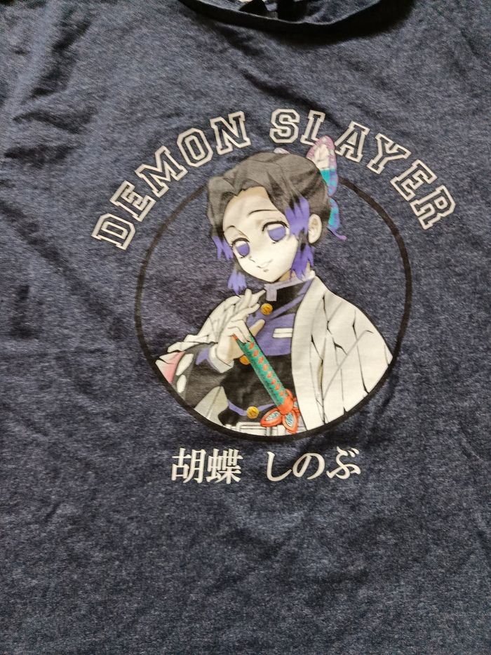 Tee-shirt marque demon slayer taille 38 40 - photo numéro 2