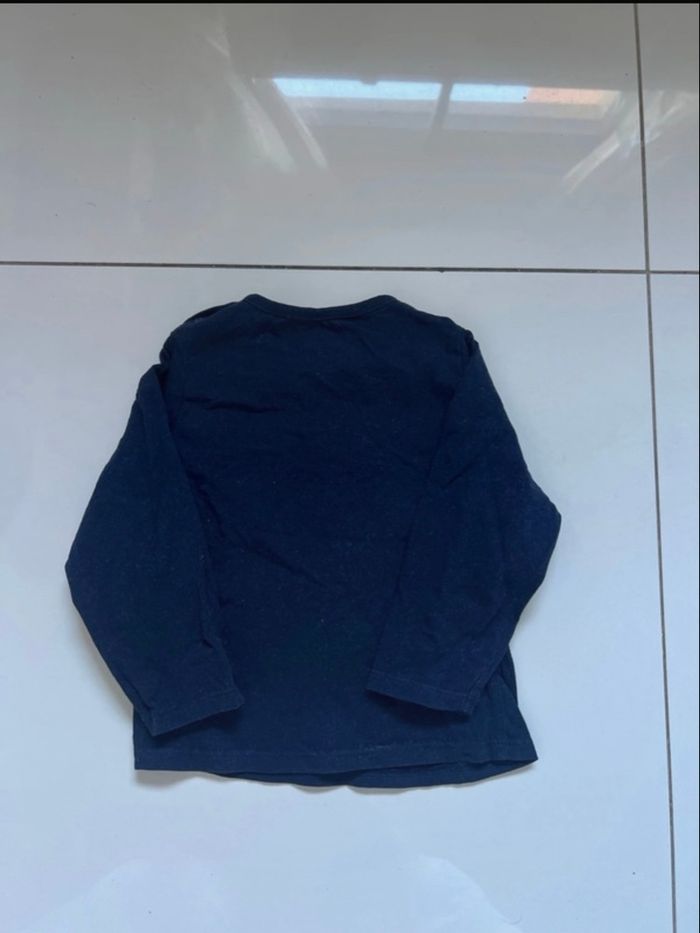 T shirt manche longue bébé kiabi taille 18 mois - photo numéro 2