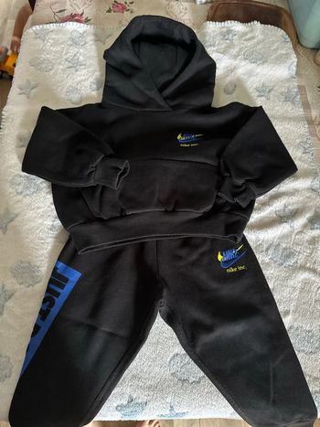 Ensemble Nike