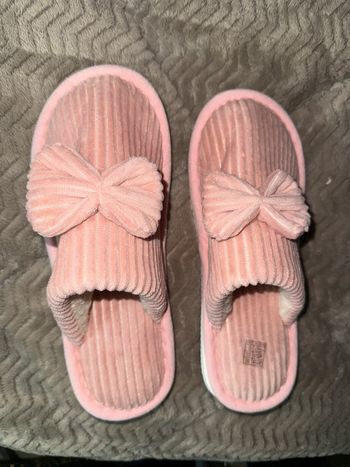 Chaussons Noeud Ultra Confortables neuf taille 38/39