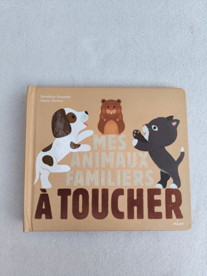 Livre Mes animaux familiers à toucher Milan - photo numéro 2