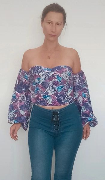 Bustier fleurie épaules nues