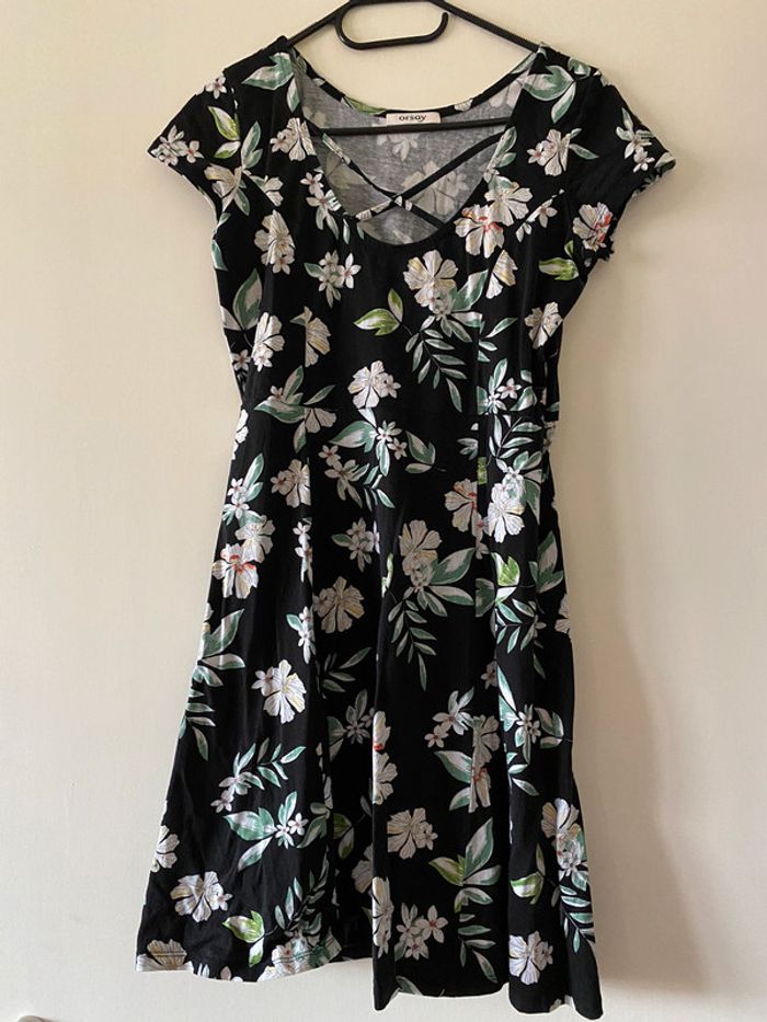 Robe noire à fleurs Orsay Taille 38 - photo numéro 2