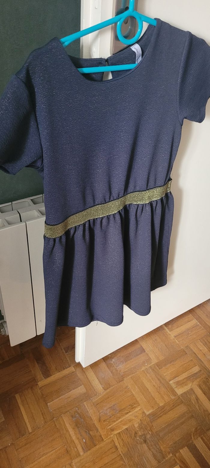 Robe fille 8 ans - photo numéro 2