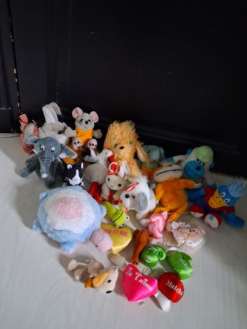 Lot de 22 peluches