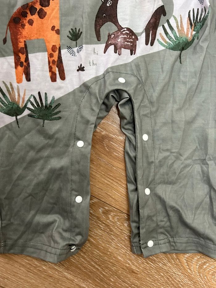 Bodie pyjama - motif animaux fermeture avec pressions - 12/18 mois - photo numéro 2
