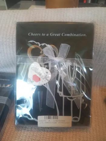 🎁 Lot de tire-bouchons et rebouche-bouteilles – forme cœur (neuf)