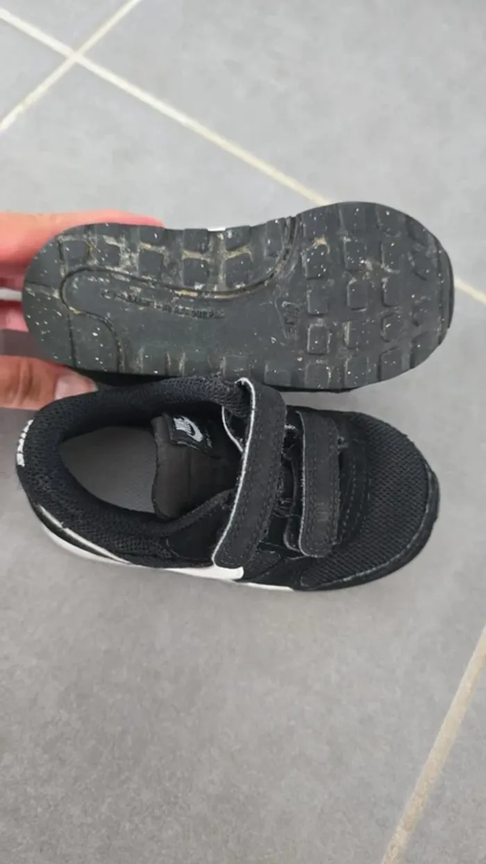 Basket nike noir et blanche - photo numéro 5