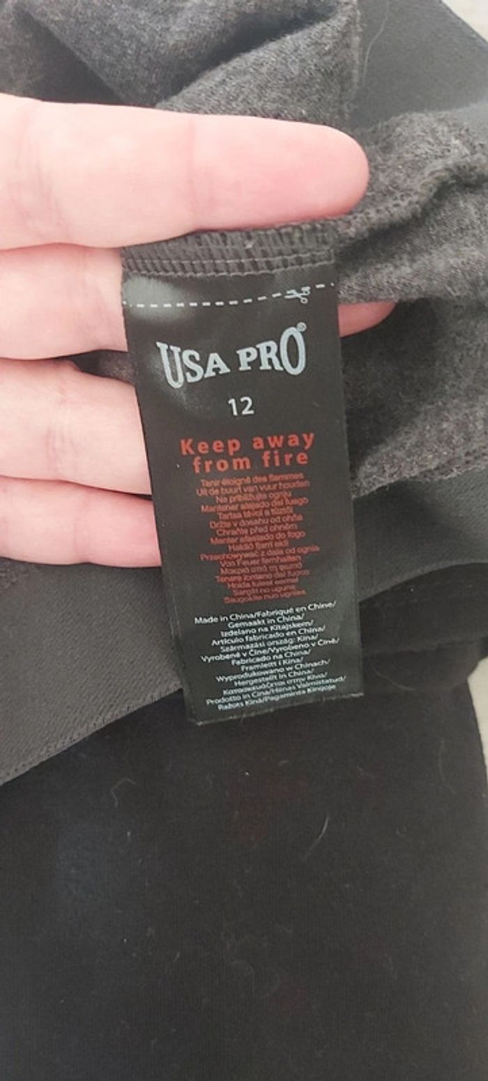Top de sport gris avec ecriture métal usa pro - photo numéro 7