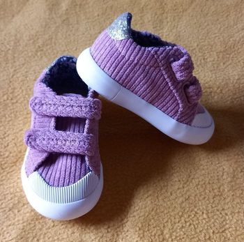 Magnifiques baskets pointure 19 🌸 Vertbaudet