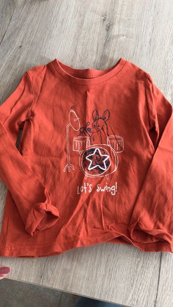 Tee shirt longue manche 92 cm 2 ans