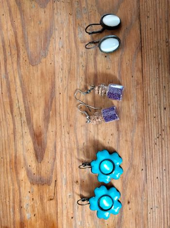 Lot de 3 paires de petites boucles d'oreilles.