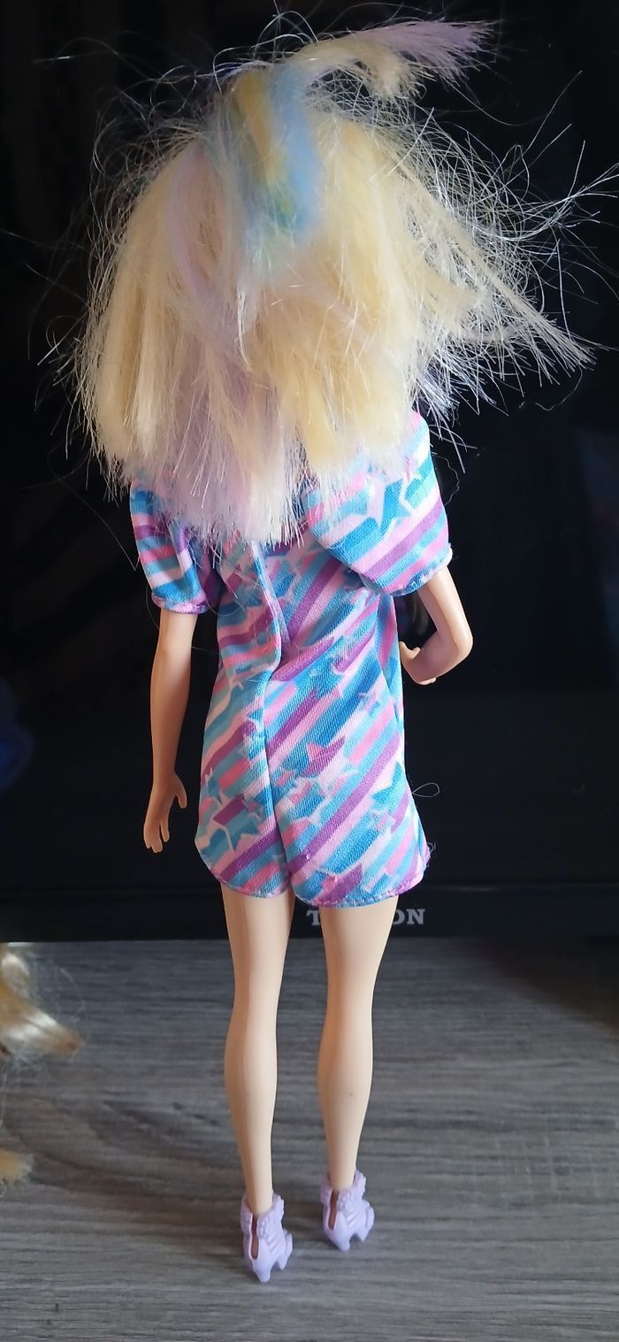 Barbie cheveux couleur - photo numéro 2
