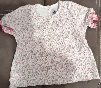 Tee-shirt fleuri