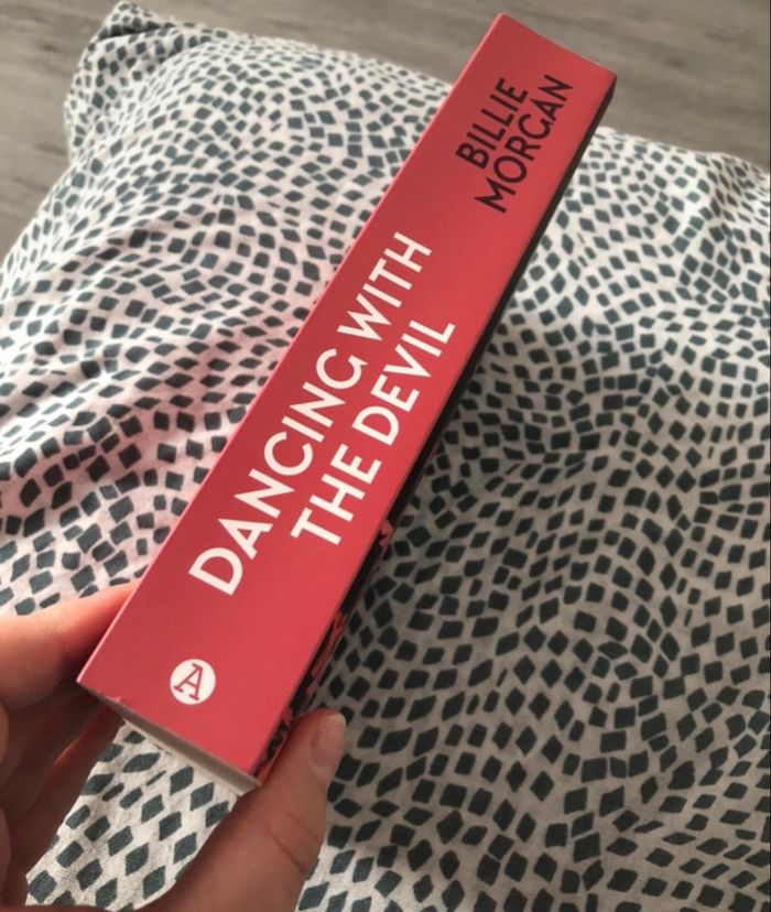 Dancing with the devil - photo numéro 2