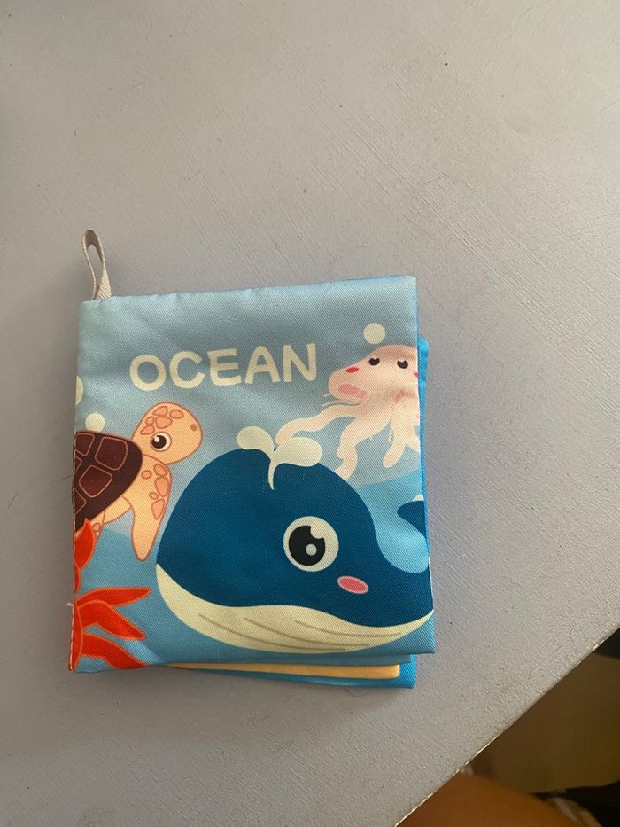 Livre bébé en tissu - photo numéro 2