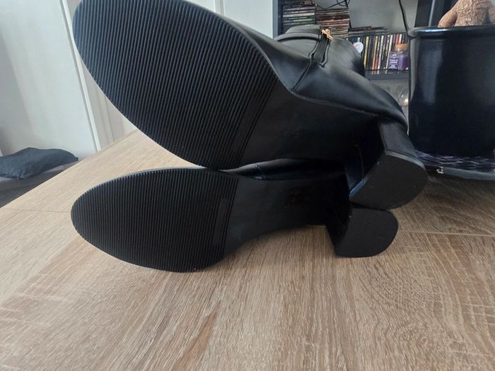 Bottines noires - photo numéro 2