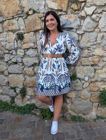 Robe Marseilles motif palmiers décolleté en V
Taille S/M