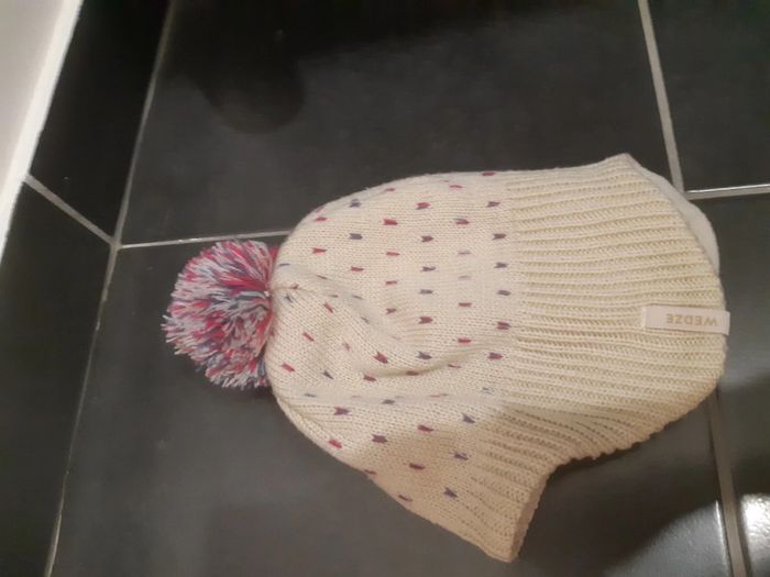 Bonnet - photo numéro 2
