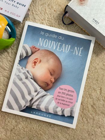 Livre «  Le Guide du nouveau né »