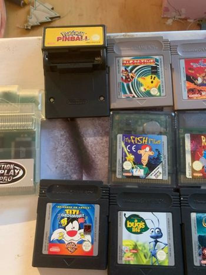 Game Boy SP + jeux Game Boy colors - photo numéro 3