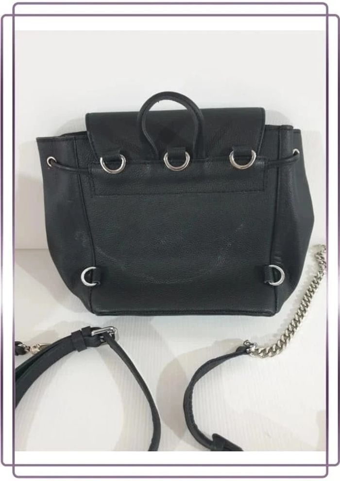 Sac à bandoulière noir le petit cartel, bon état mais à nettoyer, 19x17cm - photo numéro 3